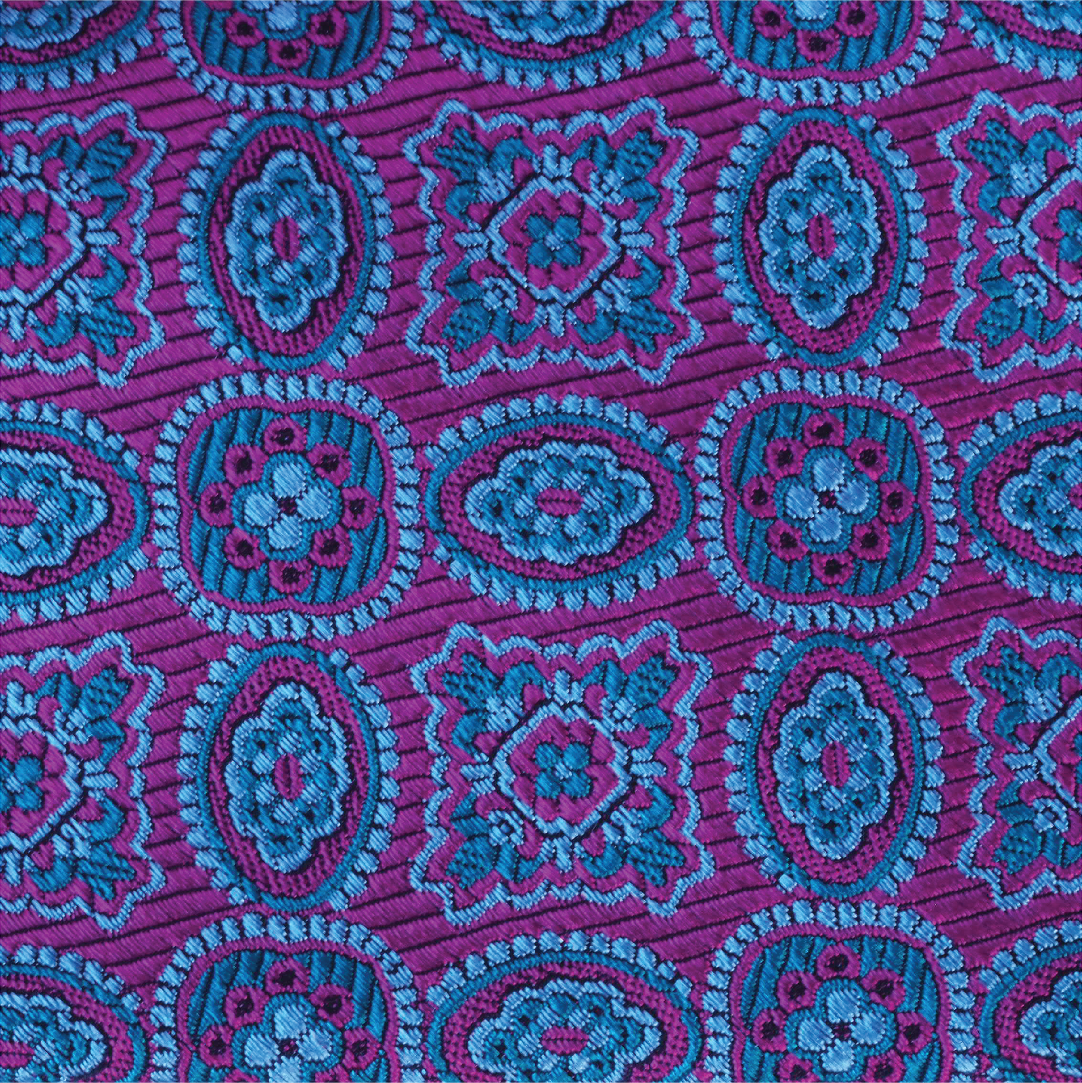 CRAVATE CLASSIQUE- ÉLEGANCE AU CRÉPUSCULE