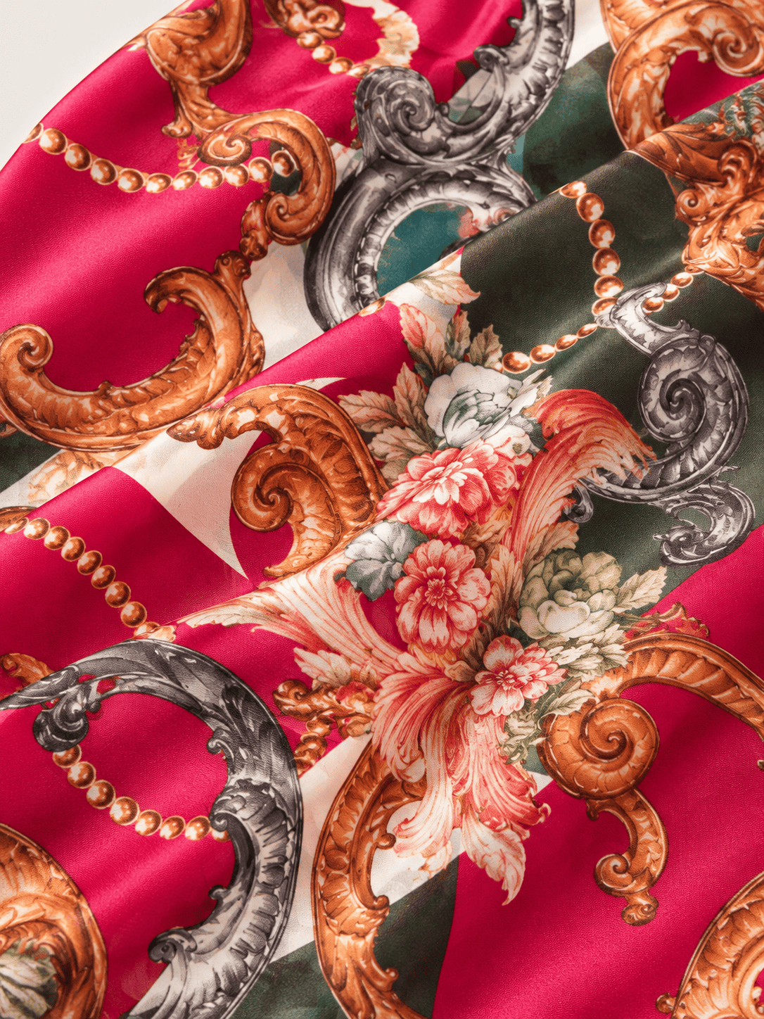 Emmeline Pankhurst wool silk foulard close-up detail - Cochic
